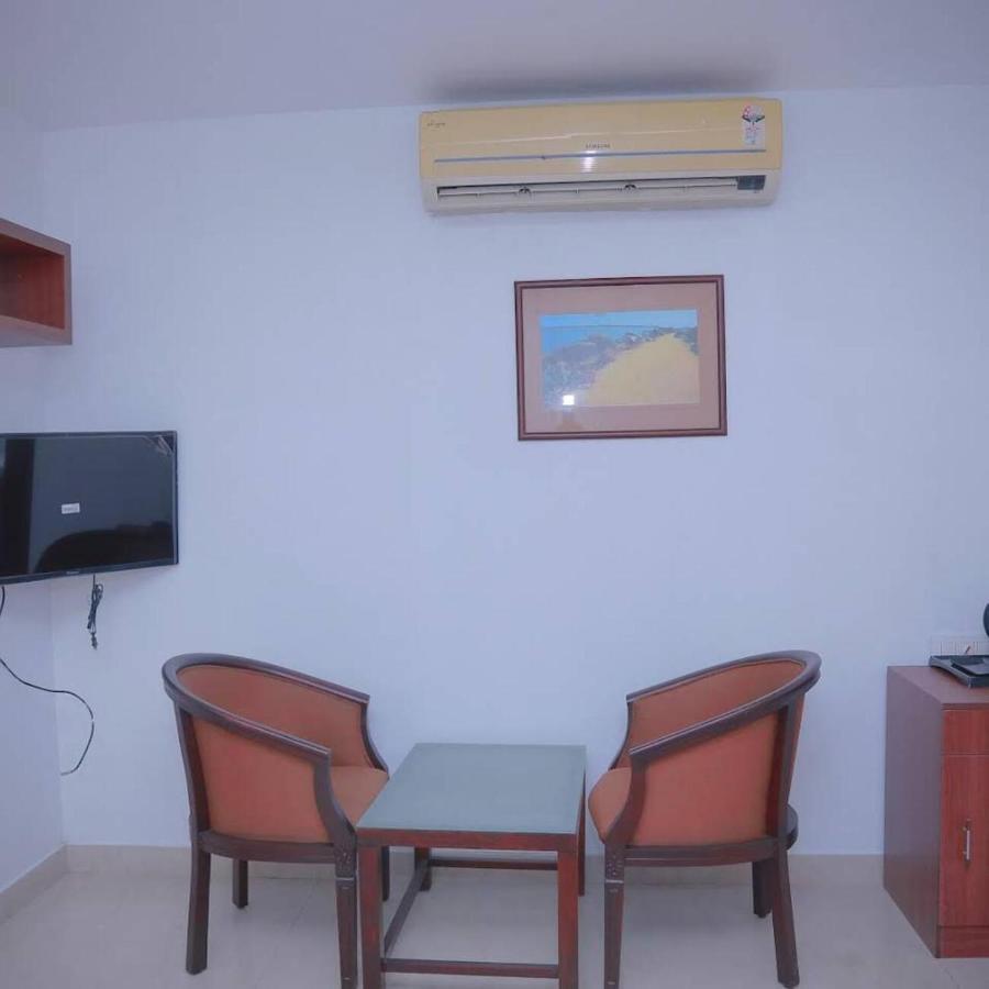 Redbell Suites Malapuram Malappuram Eksteriør bilde